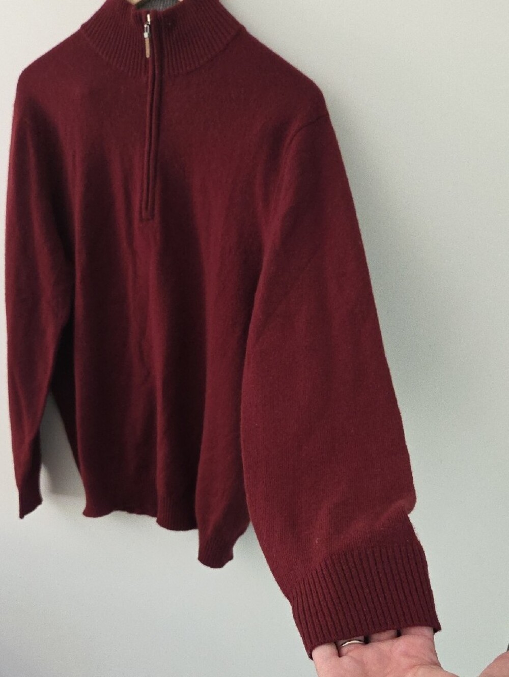Saks Fifth Avenue Men’s Maroon Zip-Neck 100% Cashmere Sweater - Picture 5 of 7